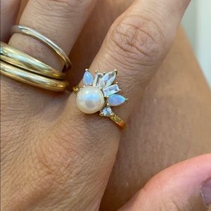 Solid gold Pearl ring